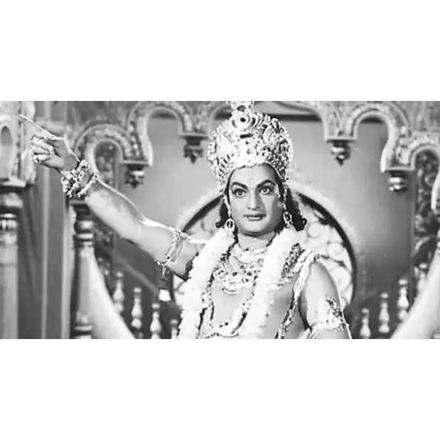 Entertainment News- फिल्मी सितारें जिन्होनें पर्दे पर भगवान कृष्ण की भूमिका निभाई, फैंस का दिल जीता